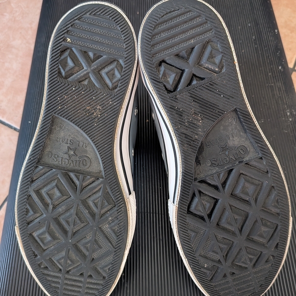 Converse Metallic Silver High-Tops - Picture 6 of 9